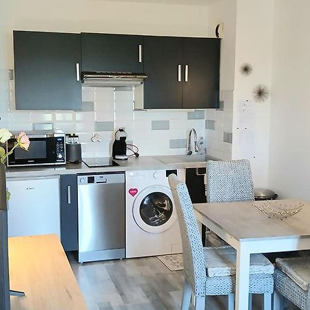 Cosy Appartement Dans Une Villa Avec Piscine, Proche Du Centre Et De La Mer Cabourg Exterior foto
